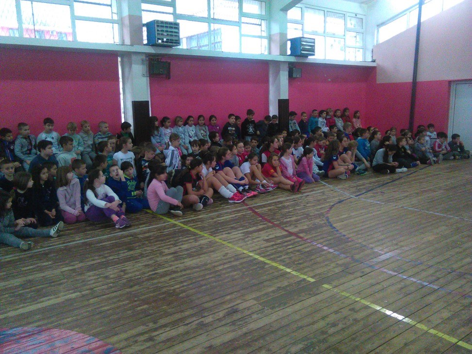 Dan više za odbojku - U akciji učestvovali škola odbojke Sutomore i ŽOK Galeb Bar